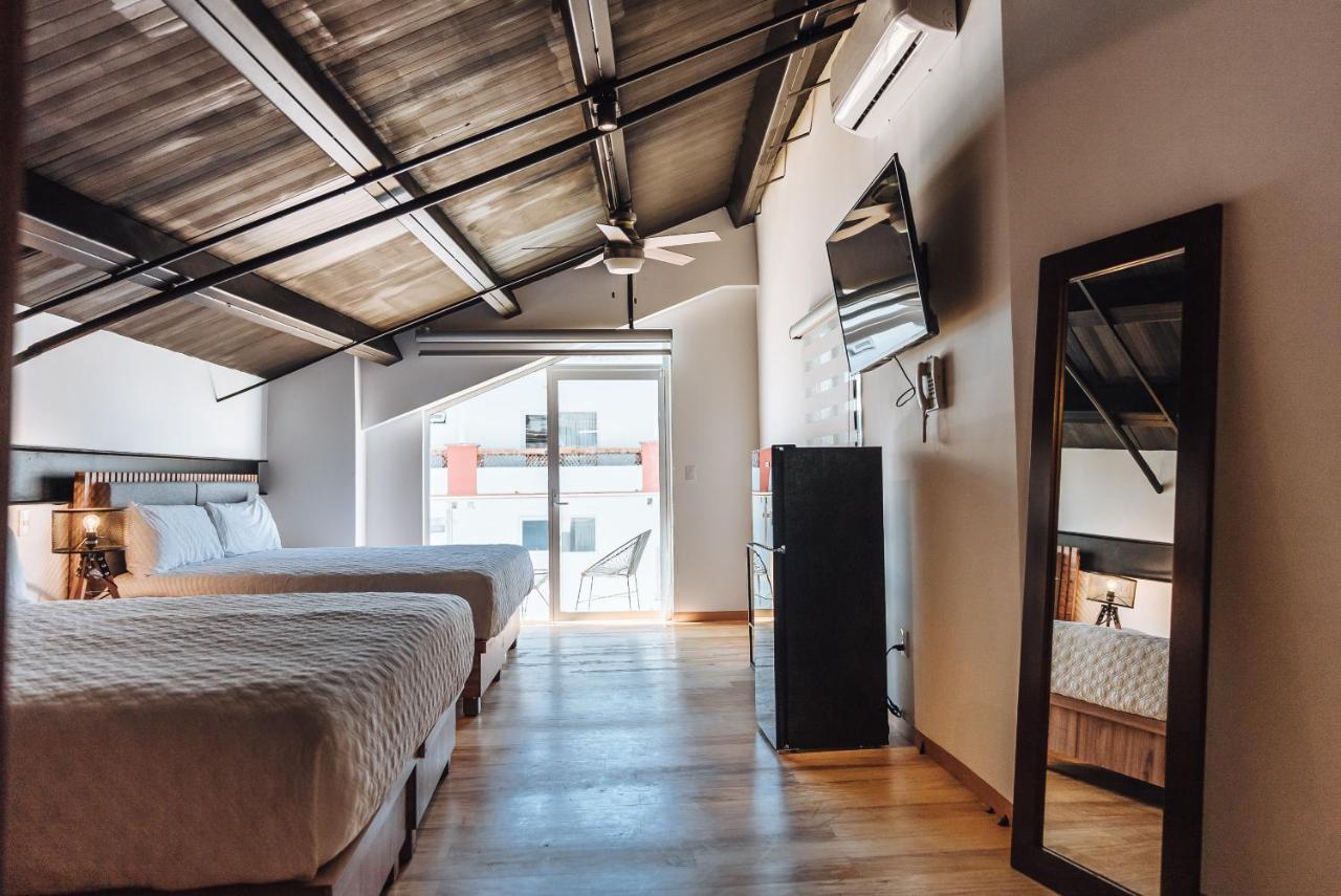 Loft Hotel Malecon Vallarta Пуэрто-Вальярта Экстерьер фото