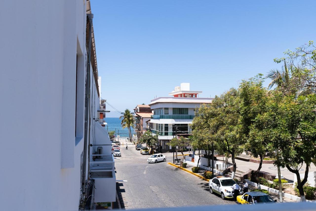 Loft Hotel Malecon Vallarta Пуэрто-Вальярта Экстерьер фото