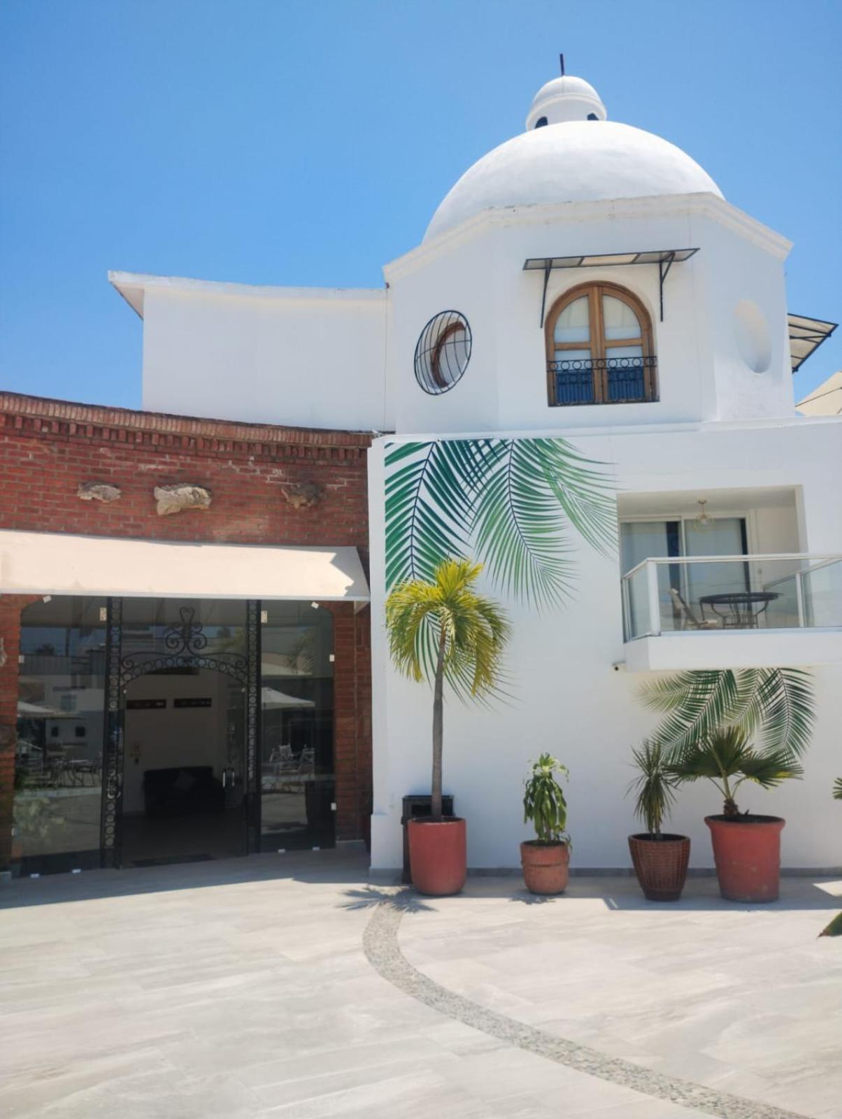 Loft Hotel Malecon Vallarta Пуэрто-Вальярта Экстерьер фото
