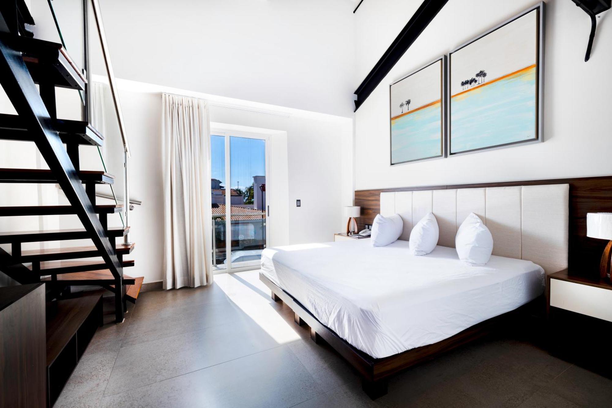 Loft Hotel Malecon Vallarta Пуэрто-Вальярта Экстерьер фото