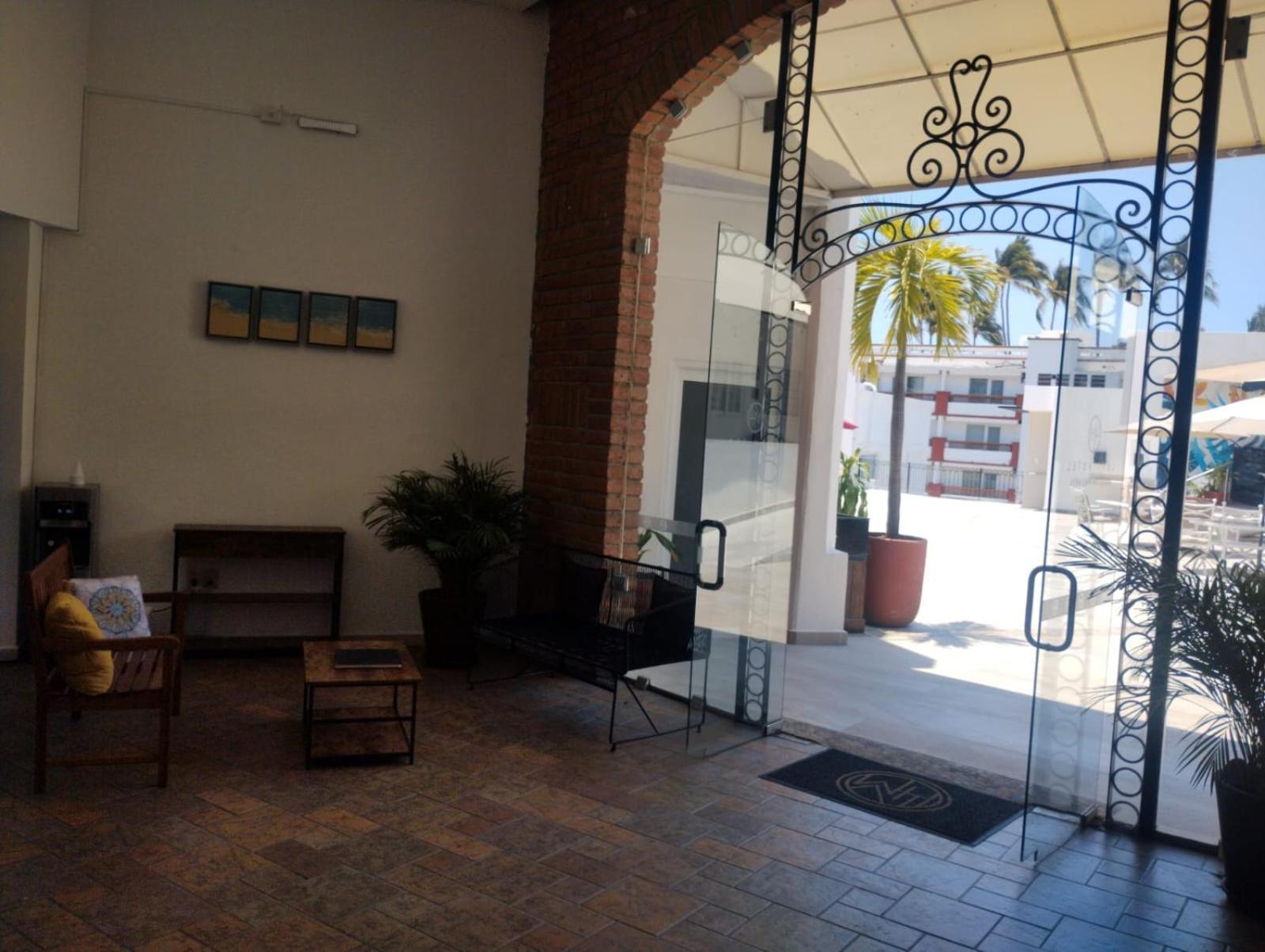 Loft Hotel Malecon Vallarta Пуэрто-Вальярта Экстерьер фото