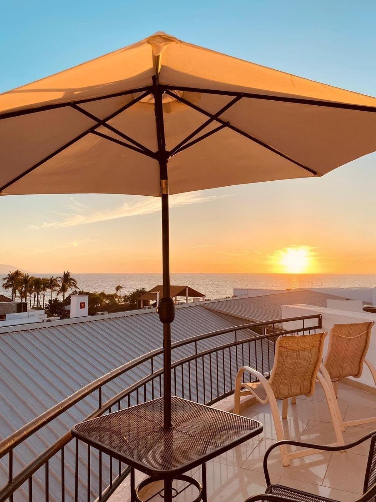 Loft Hotel Malecon Vallarta Пуэрто-Вальярта Экстерьер фото